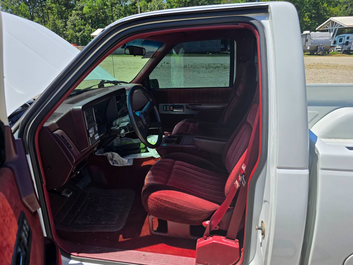 Chevrolet-454-ss-c1500-1993-23