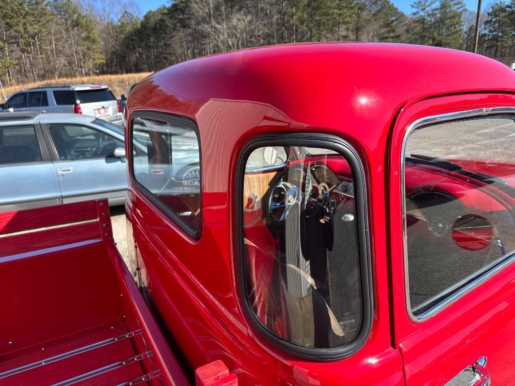 Chevrolet-5-Window-Resto-Mod-frame-off-high-end-build-1955-5-window-32