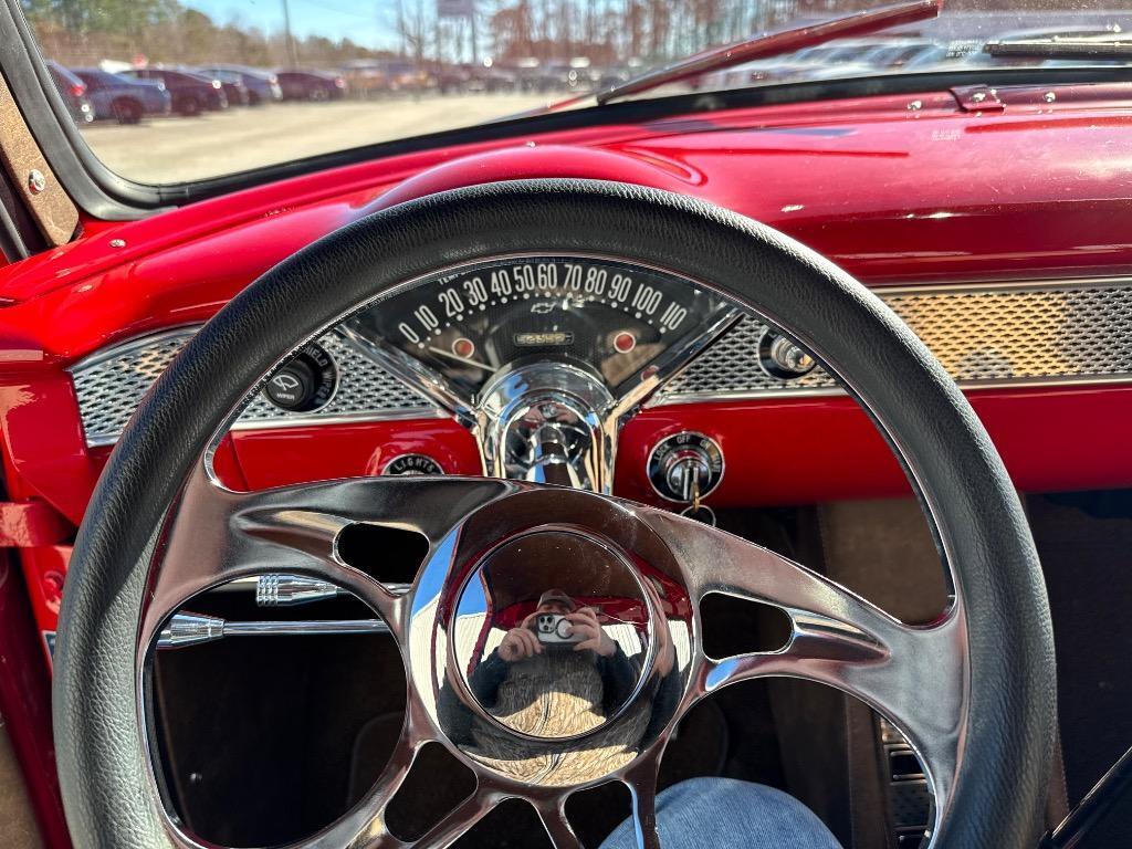 Chevrolet-5-Window-Resto-Mod-frame-off-high-end-build-1955-5-window-39