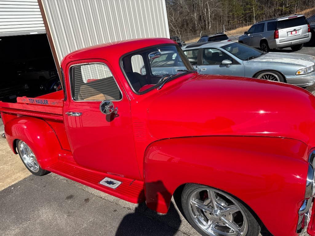 Chevrolet-5-Window-Resto-Mod-frame-off-high-end-build-1955-5-window-9