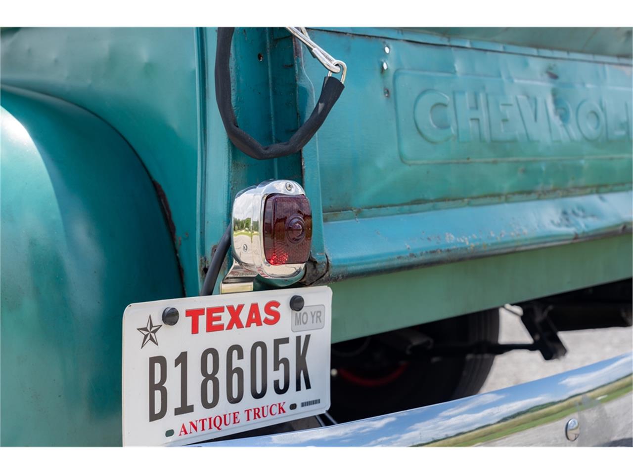 Chevrolet-5-window-pickup-1947-Blue-Patina-Tan-Buffalo-Hide-28