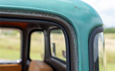 Chevrolet-5-window-pickup-1947-Blue-Patina-Tan-Buffalo-Hide-4