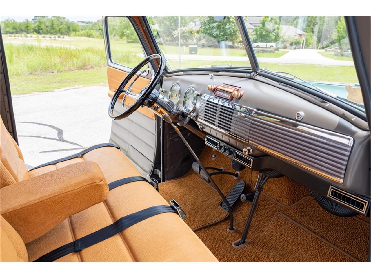 Chevrolet-5-window-pickup-1947-Blue-Patina-Tan-Buffalo-Hide-78