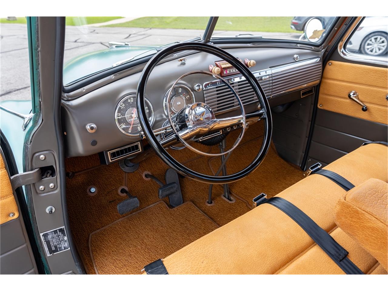 Chevrolet-5-window-pickup-1947-Blue-Patina-Tan-Buffalo-Hide-89