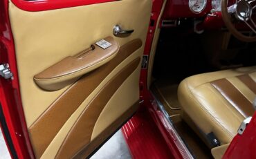Chevrolet-5-window-pickup-1949-Red-Tan-3
