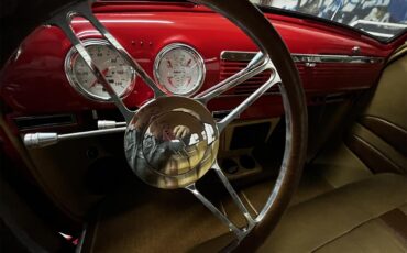 Chevrolet-5-window-pickup-1949-Red-Tan-7