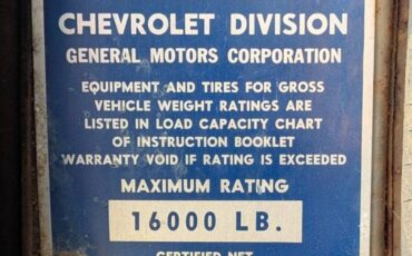 Chevrolet-6400-1953-green-12