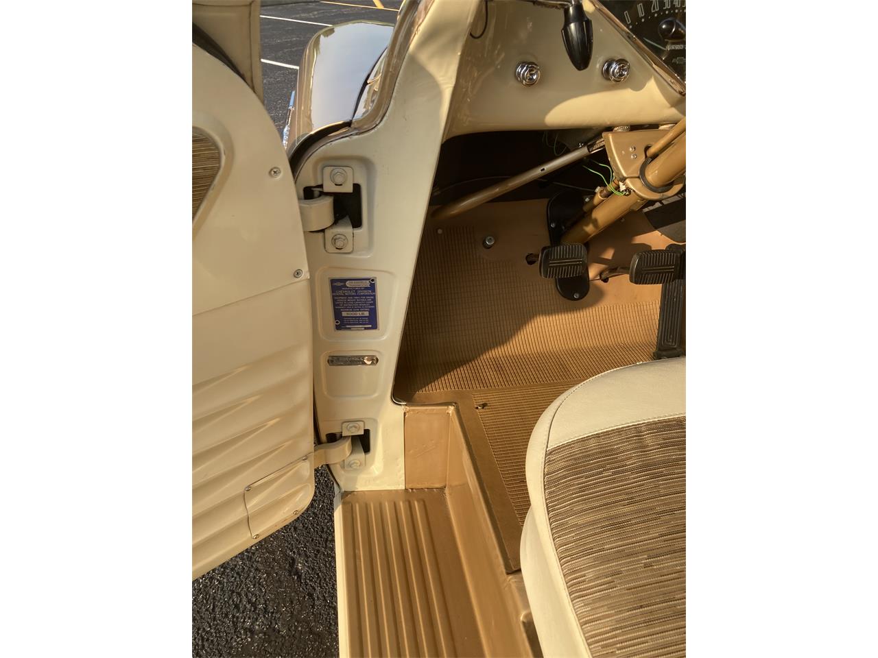 Chevrolet-Apache-1958-Ann.-GoldSand-Beige-Sand-Beige-12