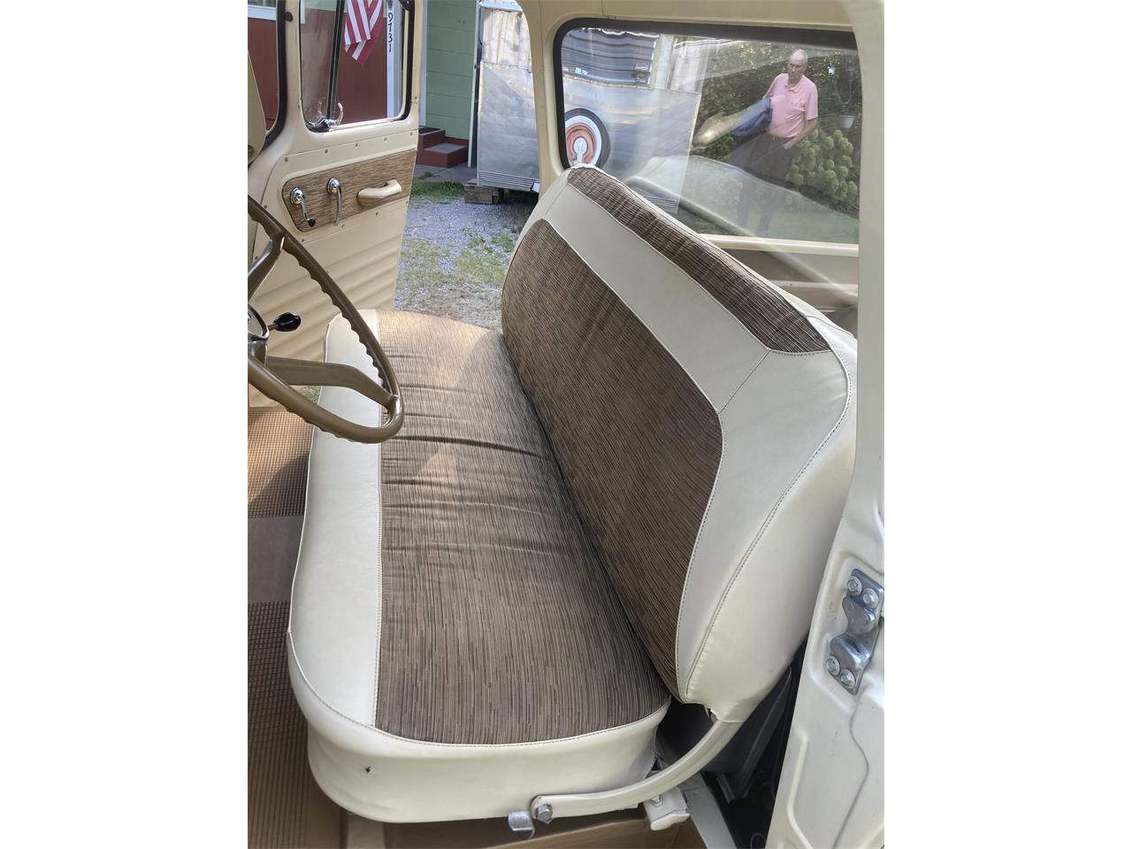 Chevrolet-Apache-1958-Ann.-GoldSand-Beige-Sand-Beige-14