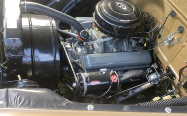 Chevrolet-Apache-1958-Ann.-GoldSand-Beige-Sand-Beige-44