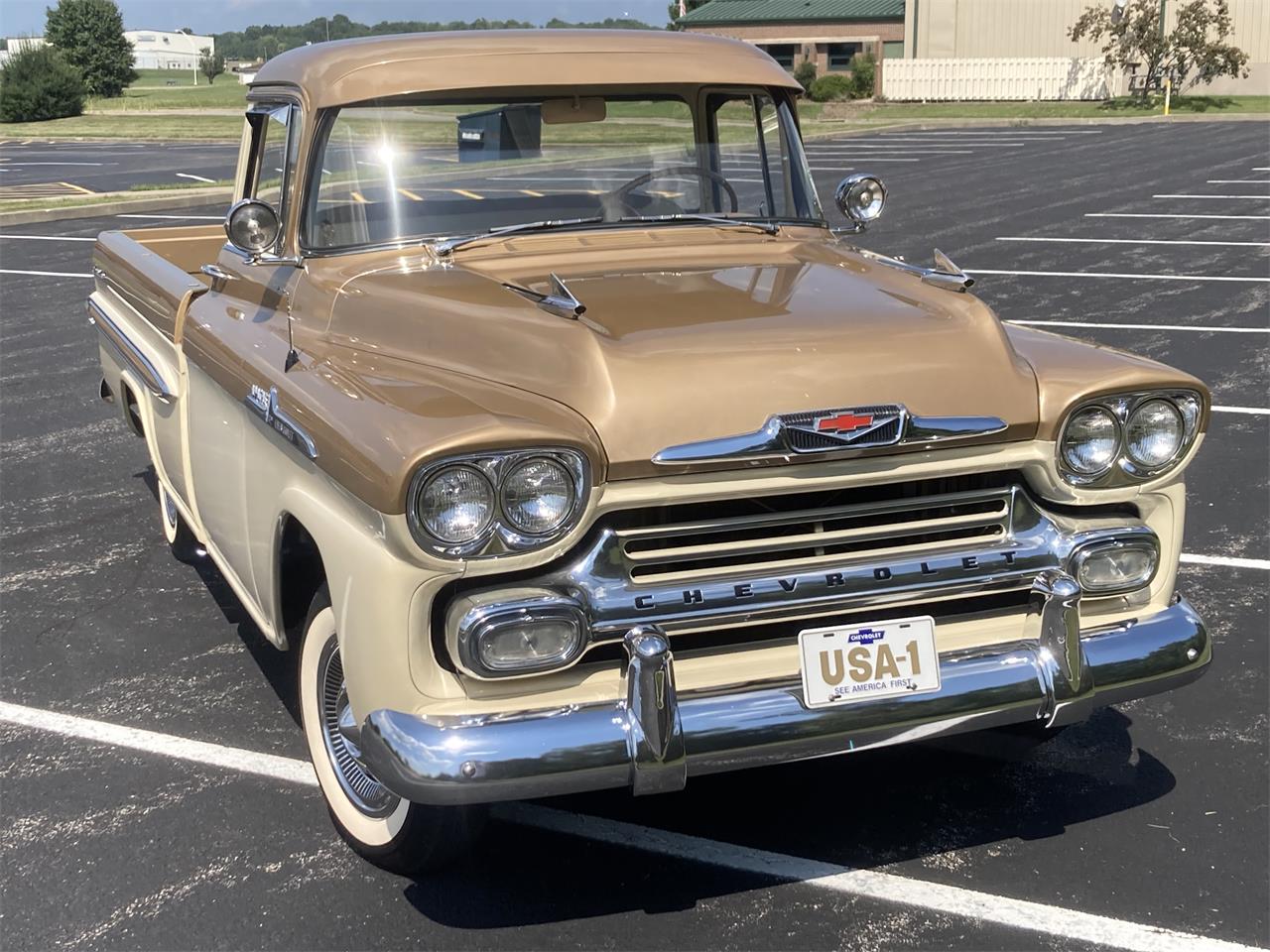 Chevrolet-Apache-1958-Ann.-GoldSand-Beige-Sand-Beige-62