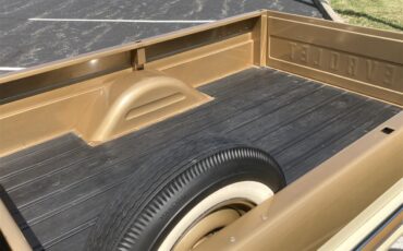 Chevrolet-Apache-1958-Ann.-GoldSand-Beige-Sand-Beige-68