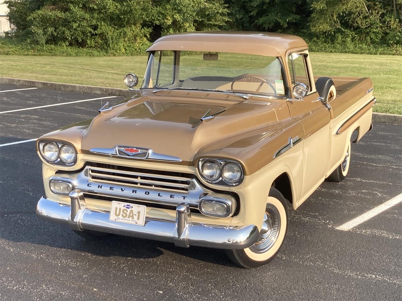 Chevrolet-Apache-1958-Ann.-GoldSand-Beige-Sand-Beige-95