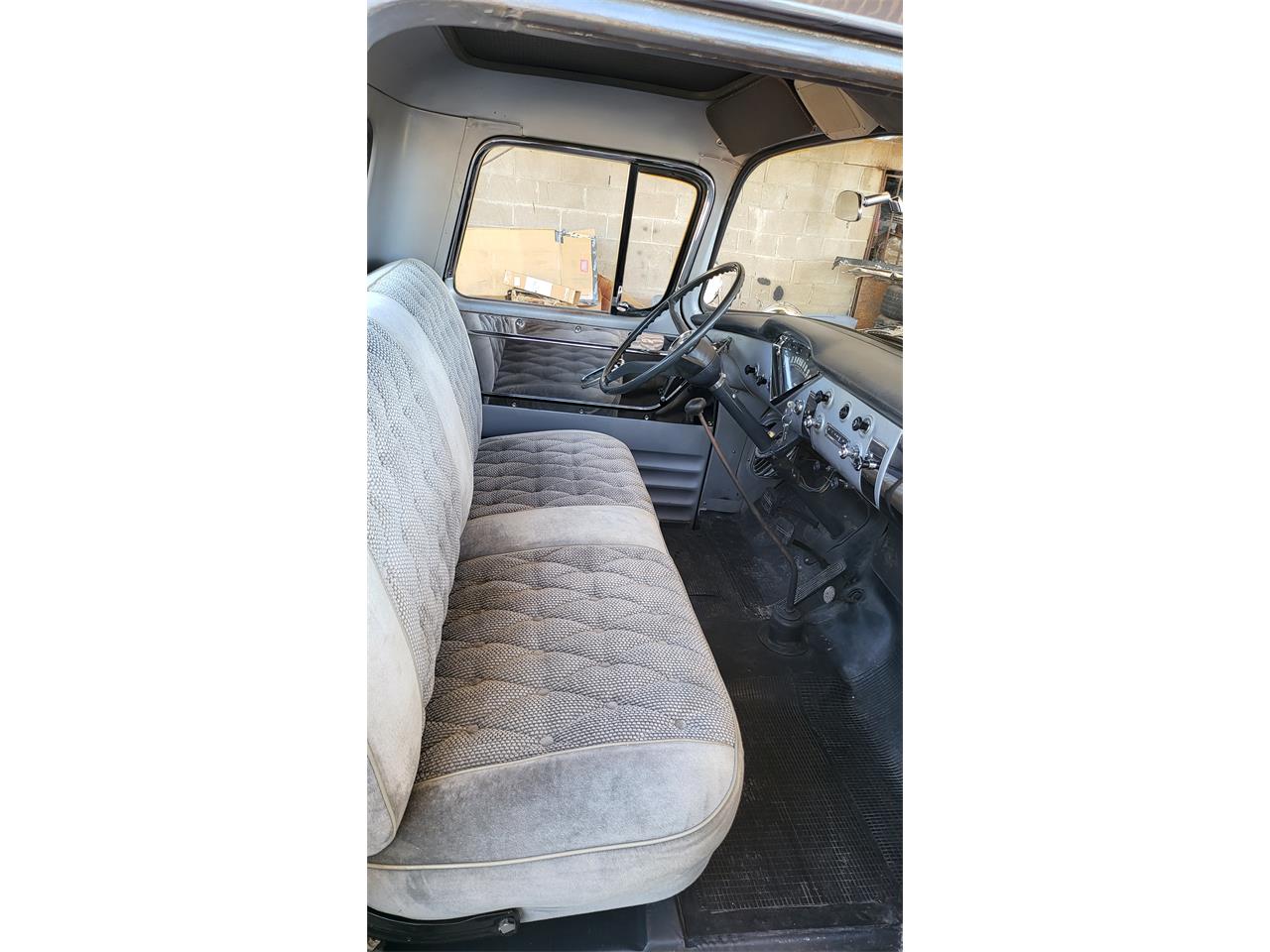 Chevrolet-Apache-1958-Grey-Light-grey-5