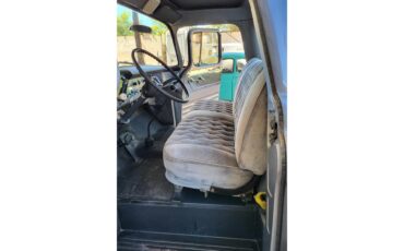 Chevrolet-Apache-1958-Grey-Light-grey-6