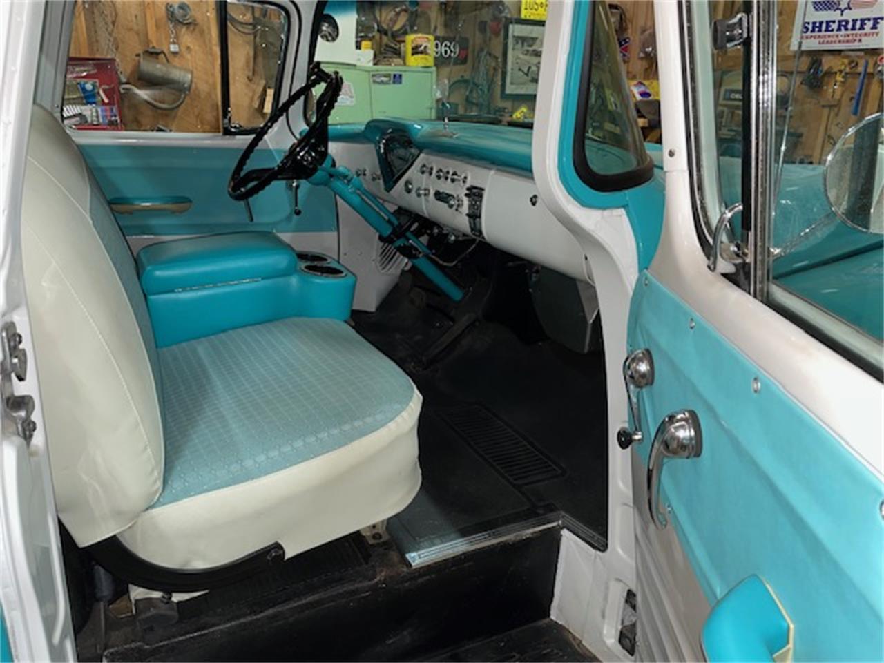 Chevrolet-Apache-1958-Tartan-Turquoise-Tartan-TurquoiseWhi-15