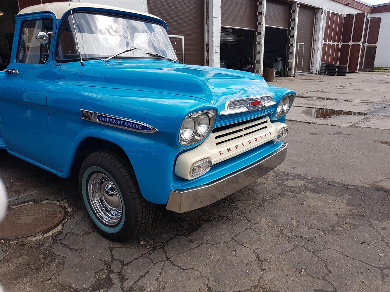 Chevrolet-Apache-1959-Blue-Blue-black-7