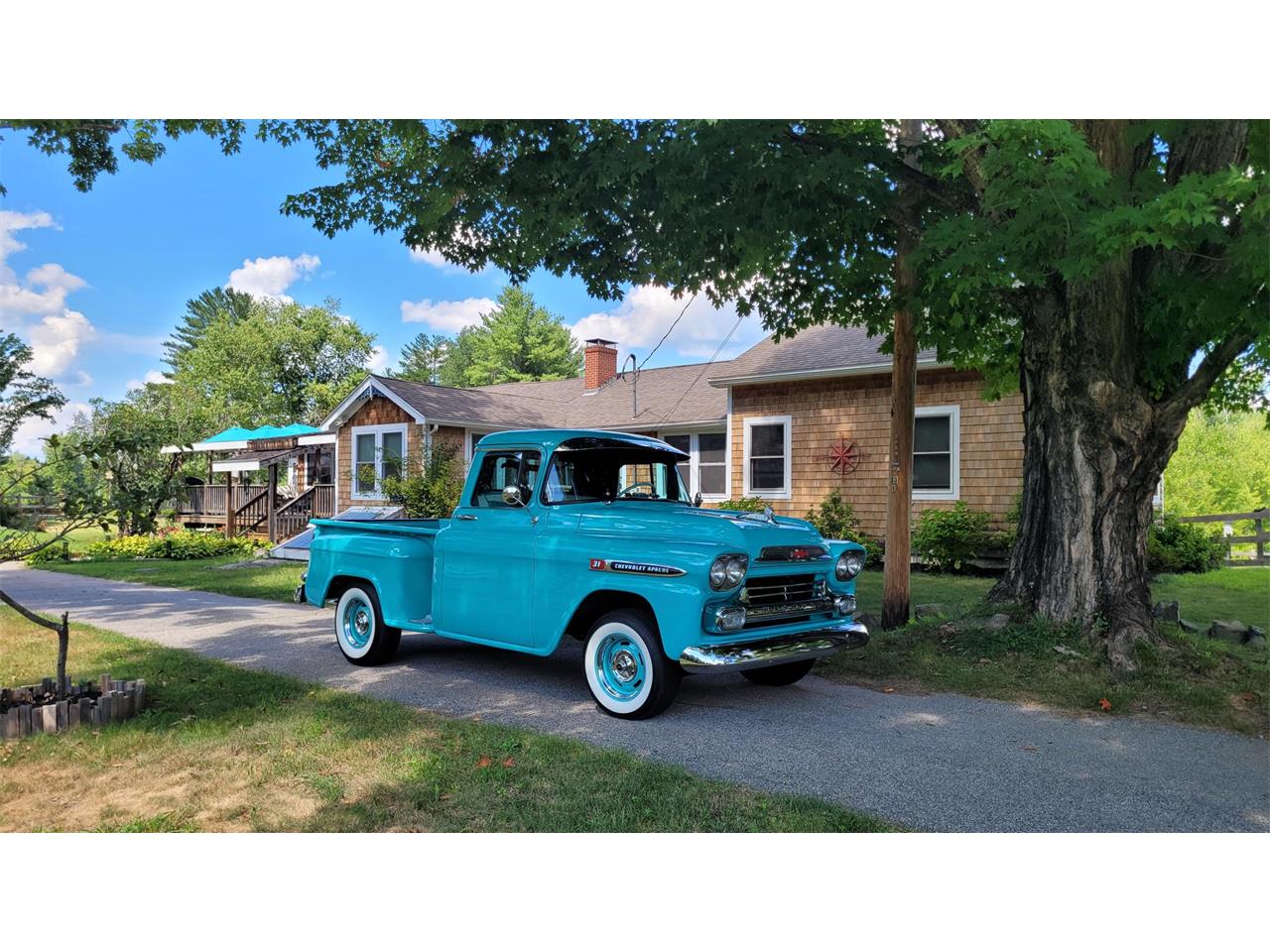 Chevrolet-Apache-1959-Indian-Tourquoise-Tourquoise-and-White-1