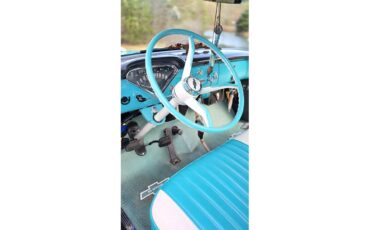 Chevrolet-Apache-1959-Indian-Tourquoise-Tourquoise-and-White-55