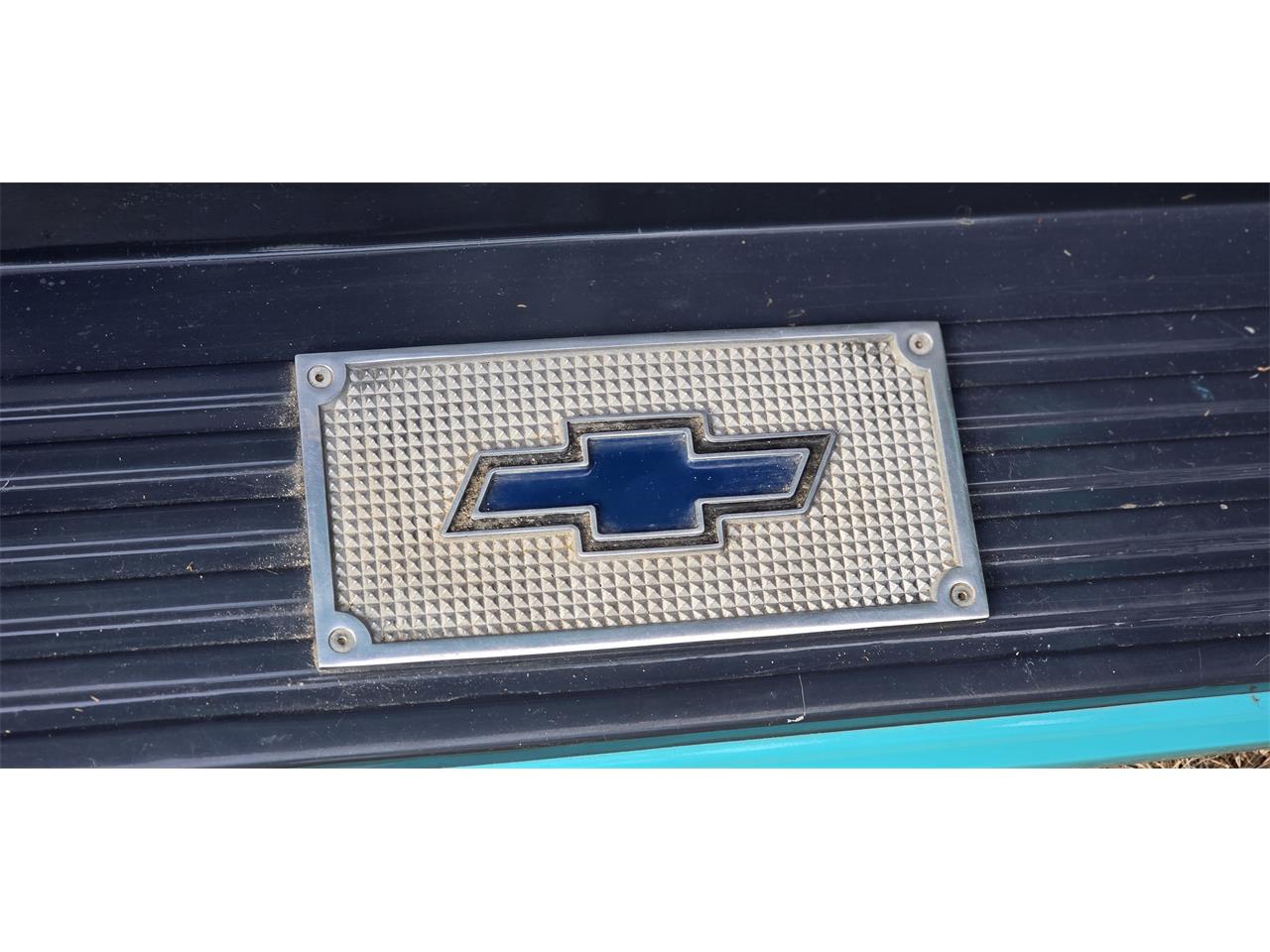 Chevrolet-Apache-1959-Indian-Tourquoise-Tourquoise-and-White-63