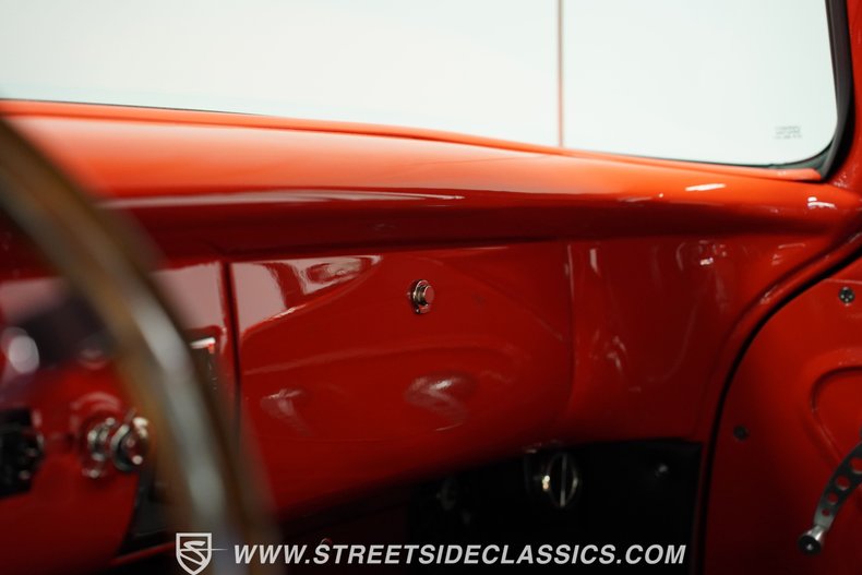 Chevrolet-Apache-1959-Orange-Black-40