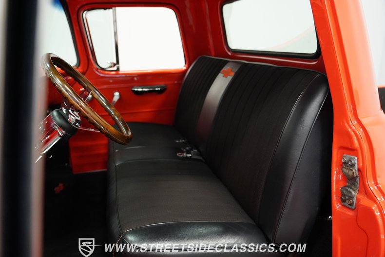 Chevrolet-Apache-1959-Orange-Black-41