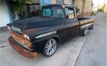 Chevrolet-Apache-1959-Patina-BrownBlack
