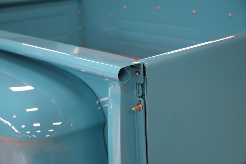 Chevrolet-Apache-1959-Teal-Tan-1