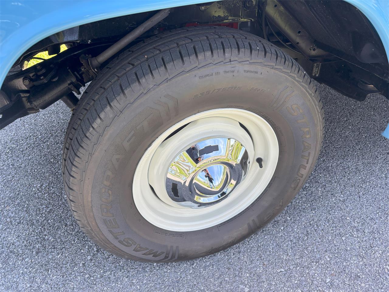 Chevrolet-Apache-1960-Blue-Silver-24