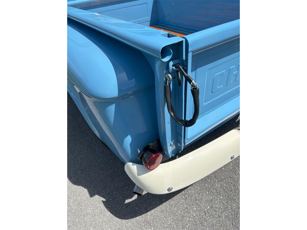 Chevrolet-Apache-1960-Blue-Silver-26