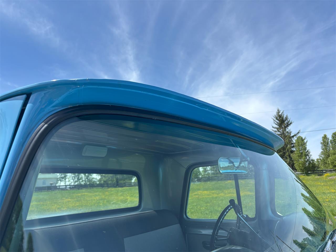 Chevrolet-Apache-1960-Blue-Silver-31