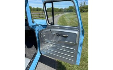 Chevrolet-Apache-1960-Blue-Silver-43