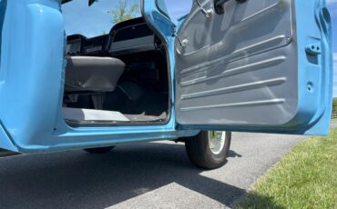 Chevrolet-Apache-1960-Blue-Silver-44