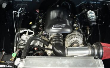 Chevrolet-Apache-1961-Smoke-Gray-Metallic-Black-1