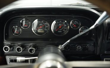 Chevrolet-Apache-1961-Smoke-Gray-Metallic-Black-12