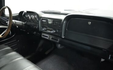 Chevrolet-Apache-1961-Smoke-Gray-Metallic-Black-39