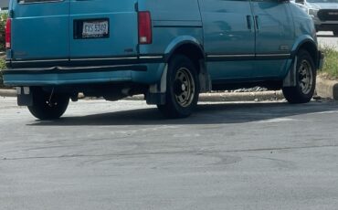 Chevrolet-Astro-1994