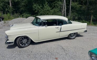 Chevrolet-Bel-Air-210-Restomod-LS3-tremec-6-spd.-Big-brakes-1955-1