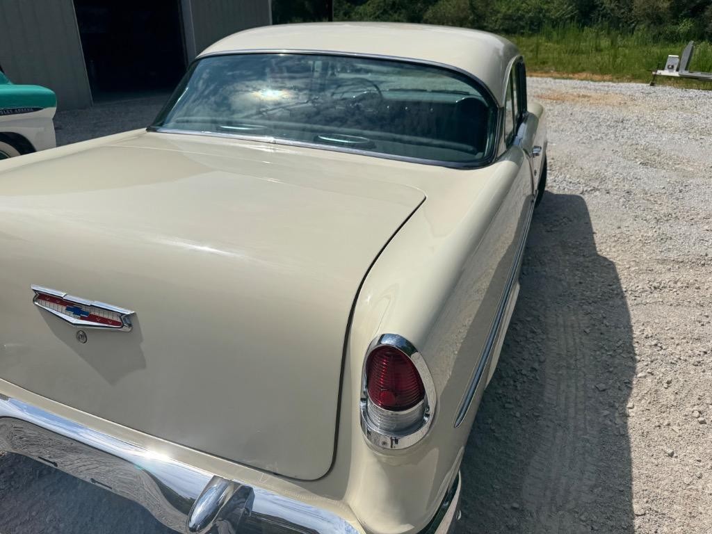Chevrolet-Bel-Air-210-Restomod-LS3-tremec-6-spd.-Big-brakes-1955-20