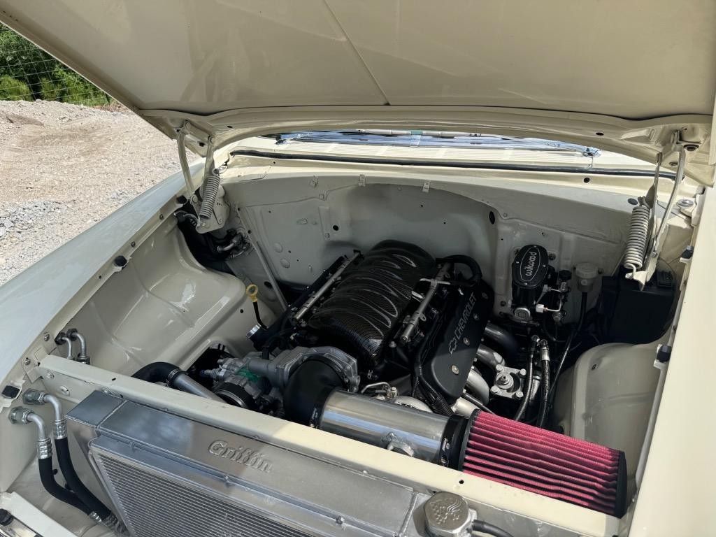 Chevrolet-Bel-Air-210-Restomod-LS3-tremec-6-spd.-Big-brakes-1955-38