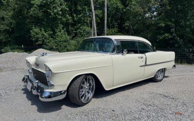 Chevrolet Bel Air/ 210 Restomod LS3 tremec 6 spd. Big brakes 1955 --