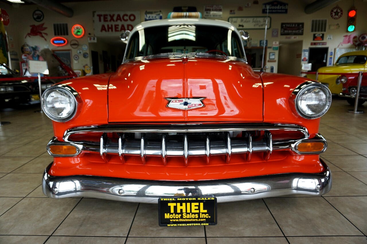 Chevrolet-Bel-Air150210-1954-Classic-Car-11