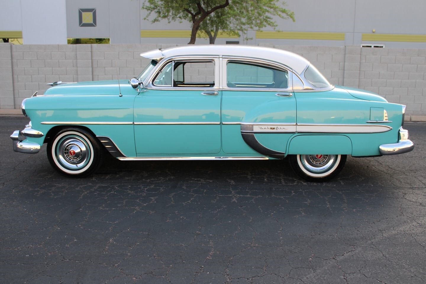 Chevrolet-Bel-Air150210-1954-Sedan-5