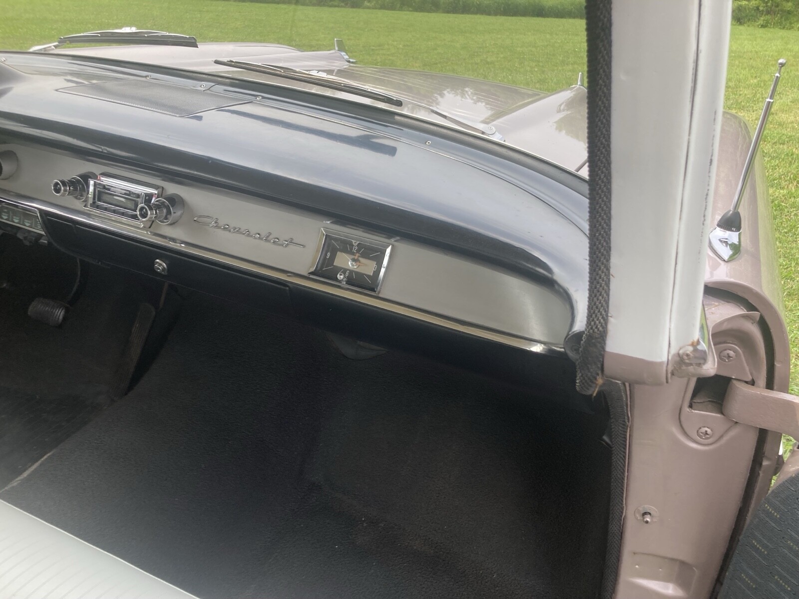Chevrolet-Bel-Air150210-1957-Sedan-25