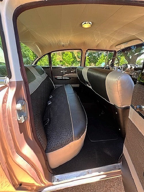 Chevrolet-Bel-Air150210-1957-Sedan-32