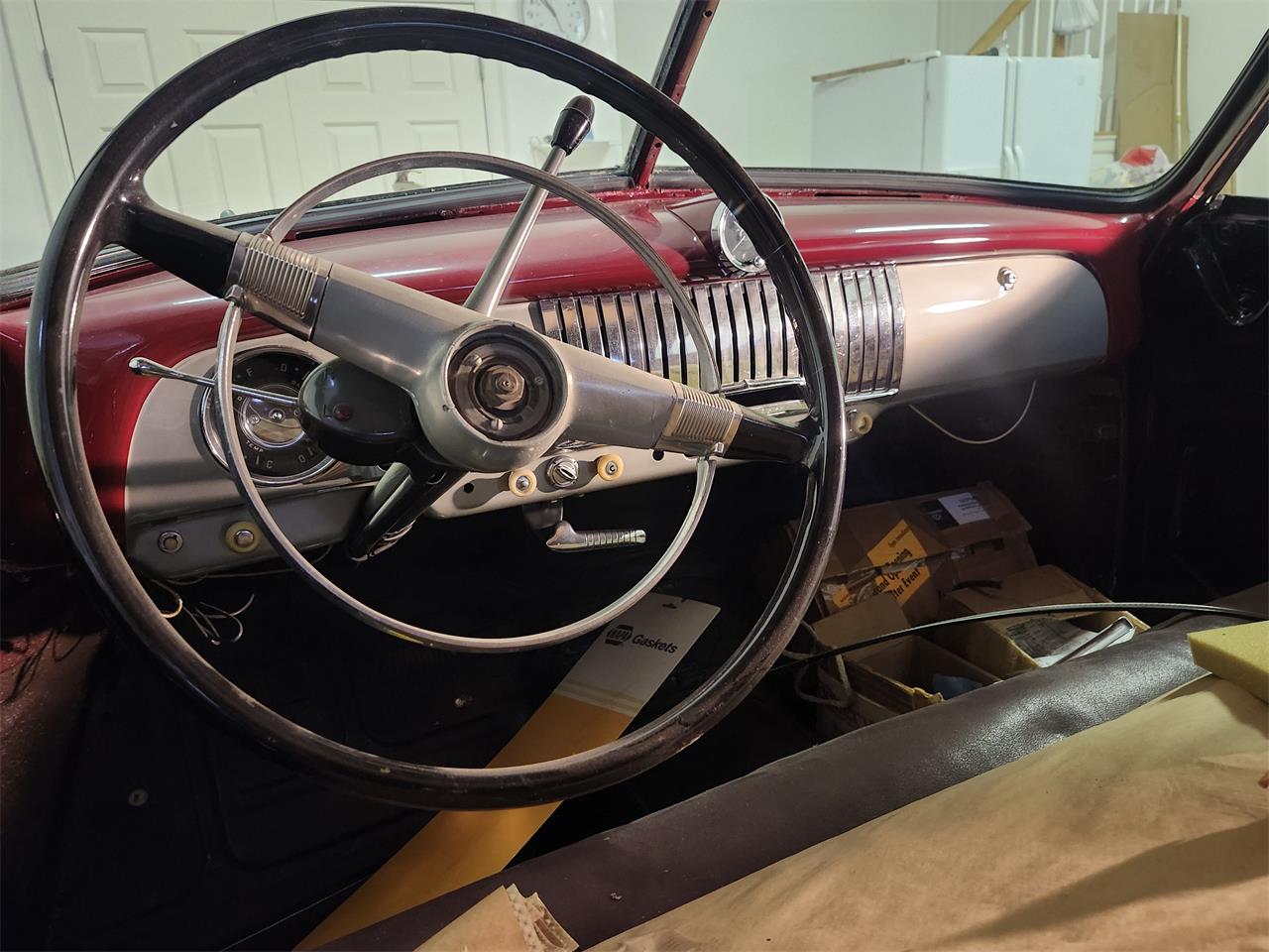 Chevrolet-Bel-air-1951-Black-BurgundyTan-19