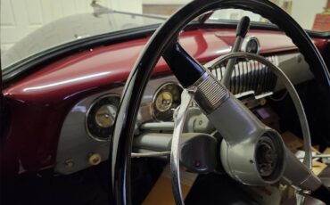 Chevrolet-Bel-air-1951-Black-BurgundyTan-24