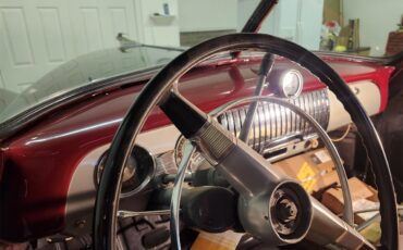 Chevrolet-Bel-air-1951-Black-BurgundyTan-26