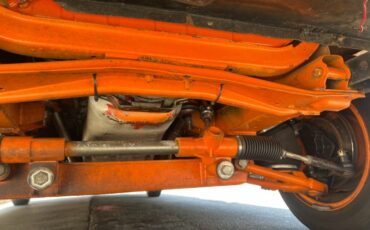 Chevrolet-Bel-air-1951-Orange-10