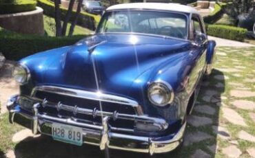 Chevrolet-Bel-air-1952-BlueWhite-top-BlueWhite